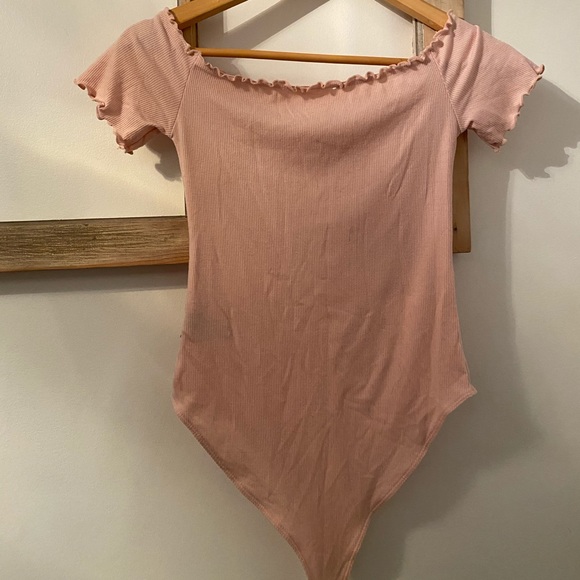 Dusty rose bodysuit - Picture 4 of 4